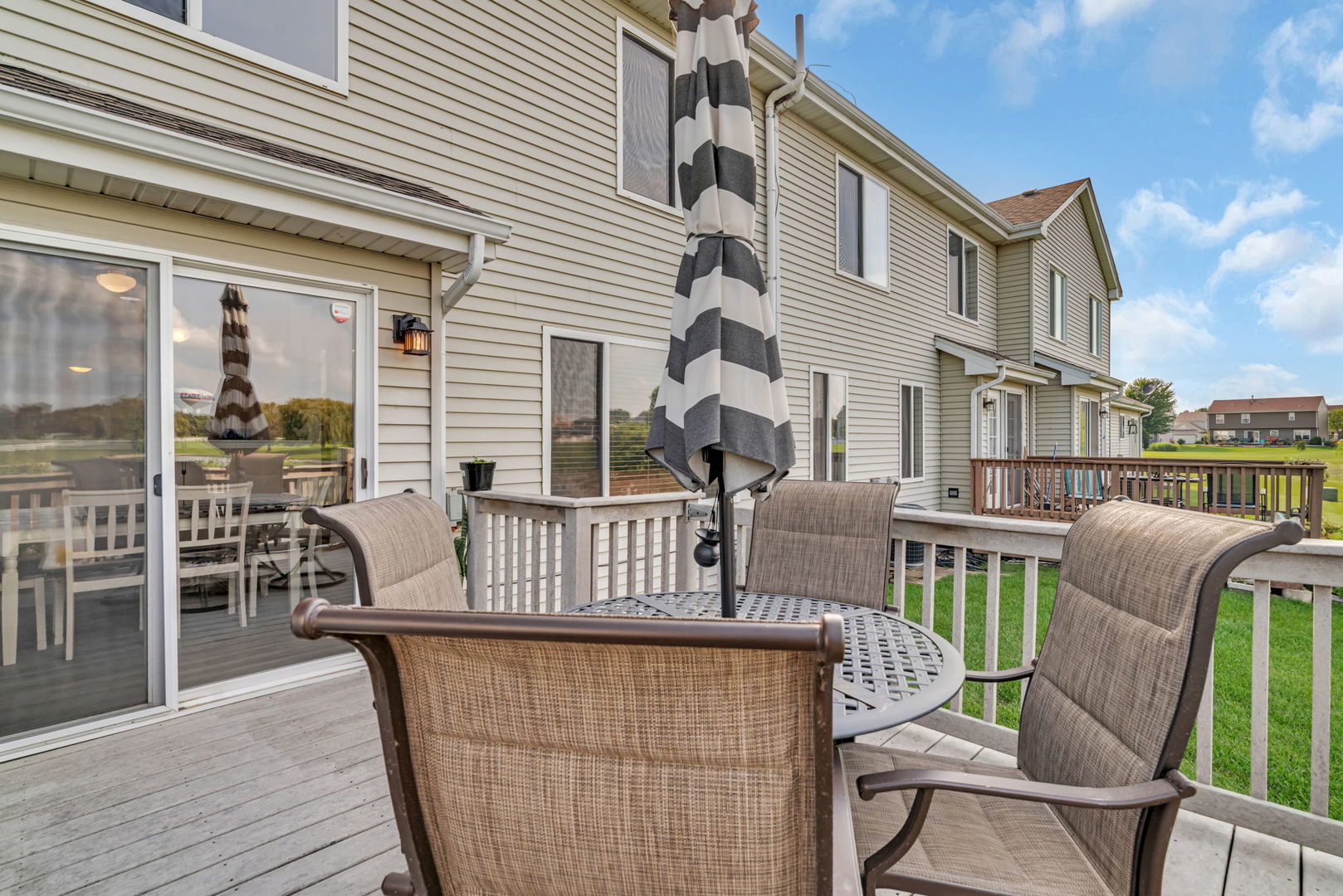 616 Chestnut Ridge Drive, Minooka, IL 60447