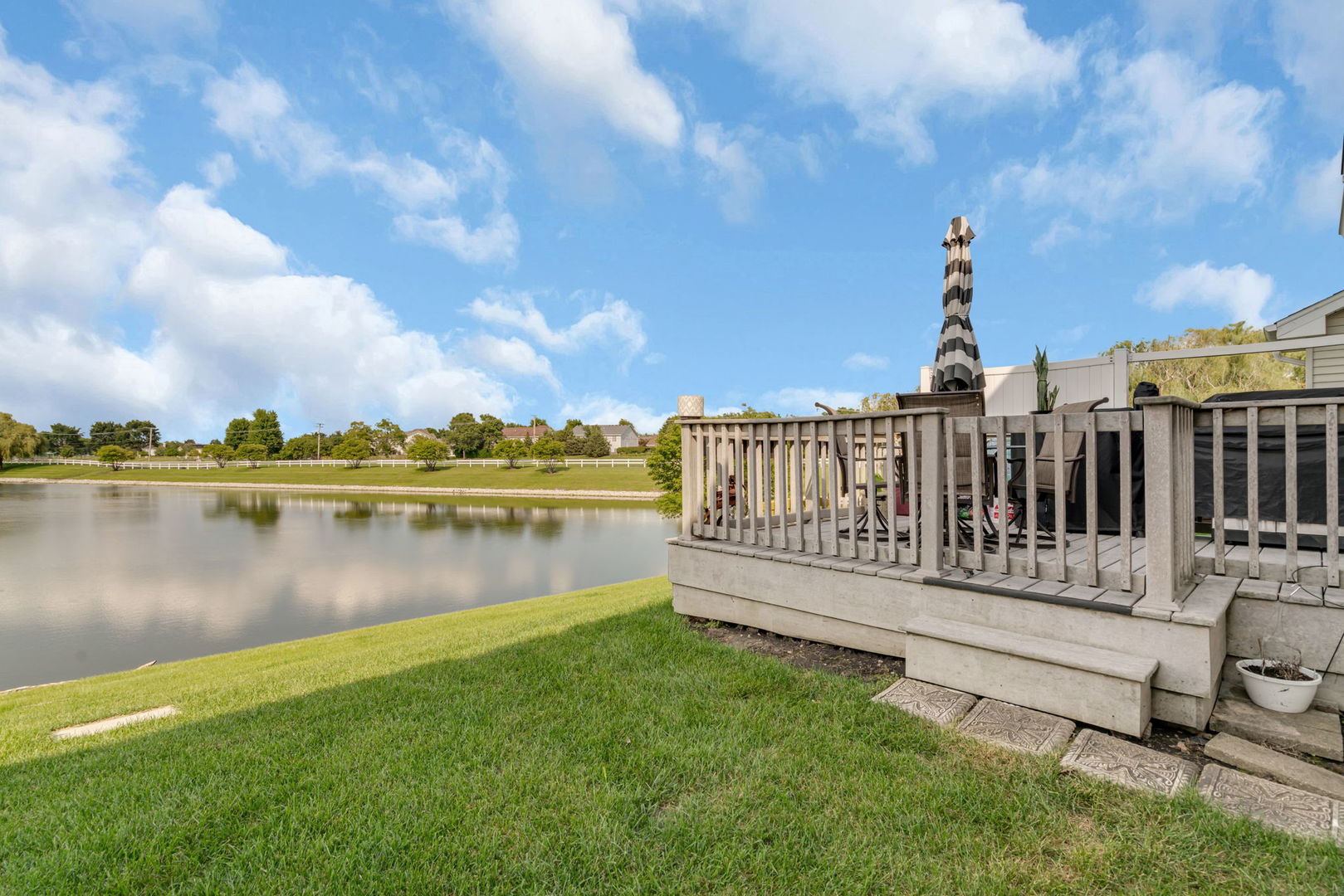 616 Chestnut Ridge Drive, Minooka, IL 60447