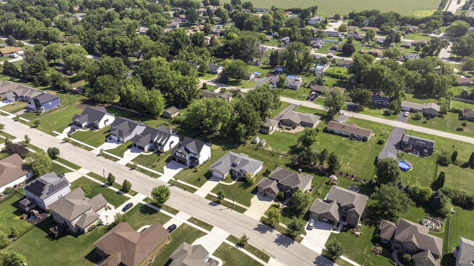 21021 Lakewoods Lane, Shorewood, IL 60404