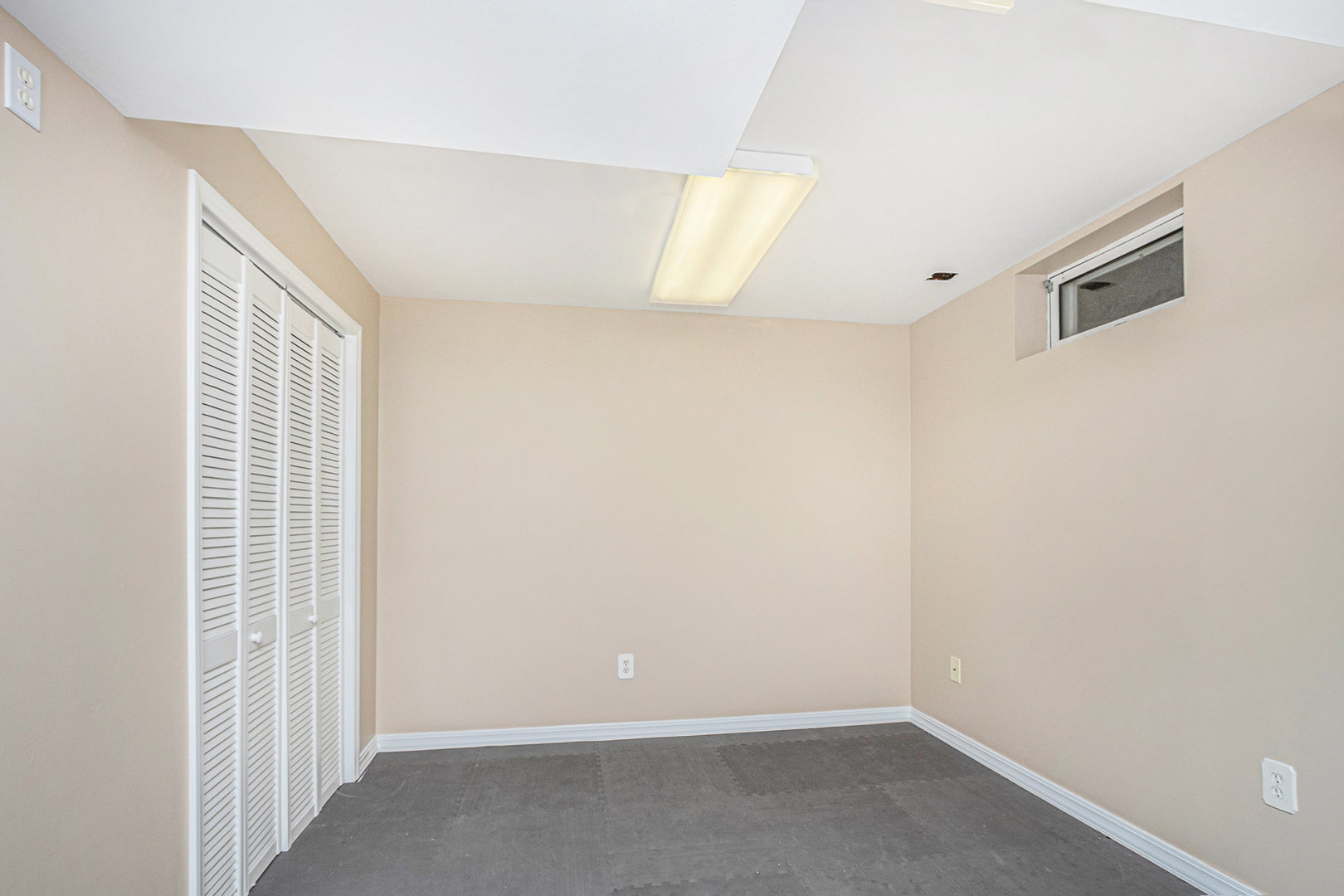 505 Windridge Drive, Chesterton, IN 46304