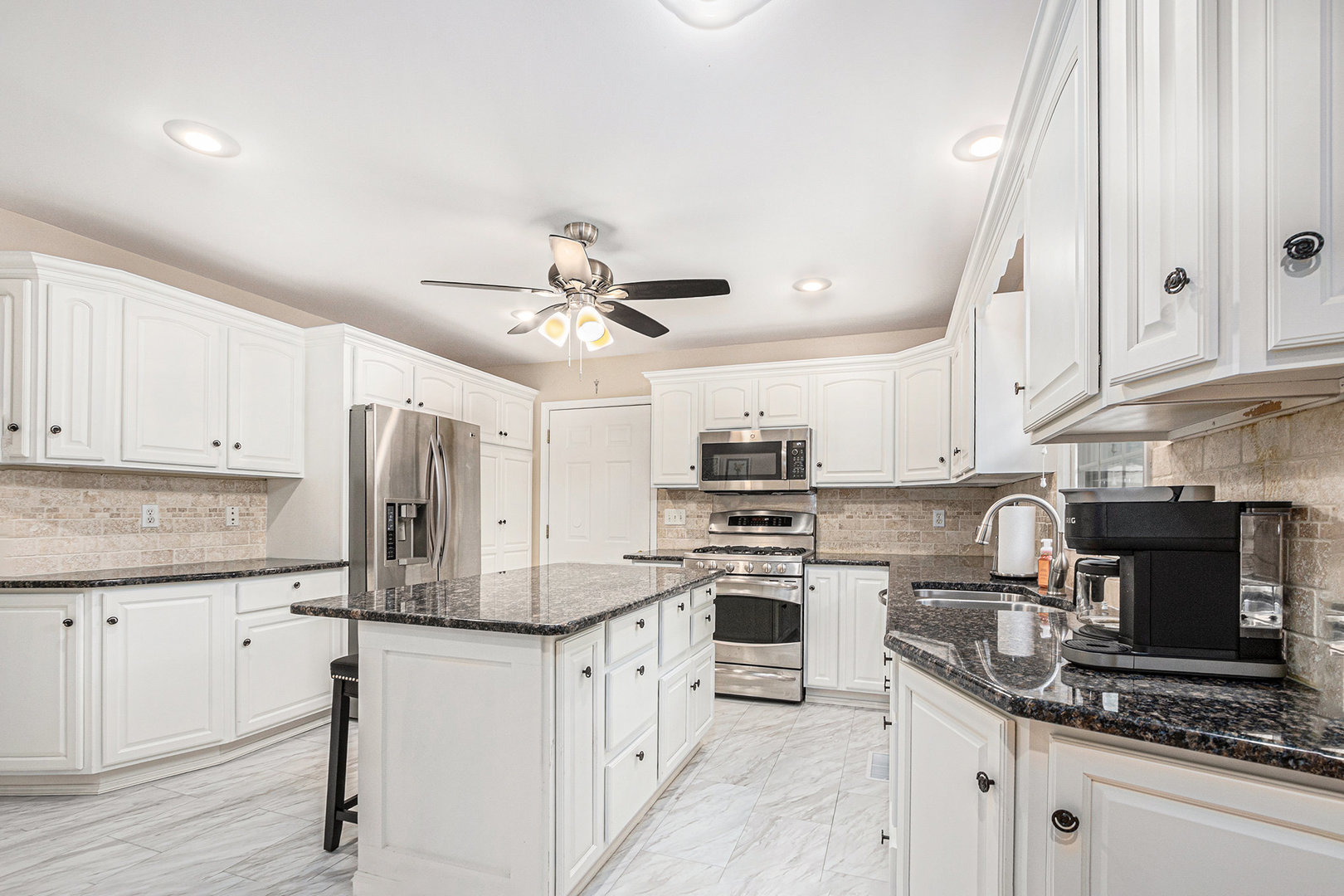 505 Windridge Drive, Chesterton, IN 46304
