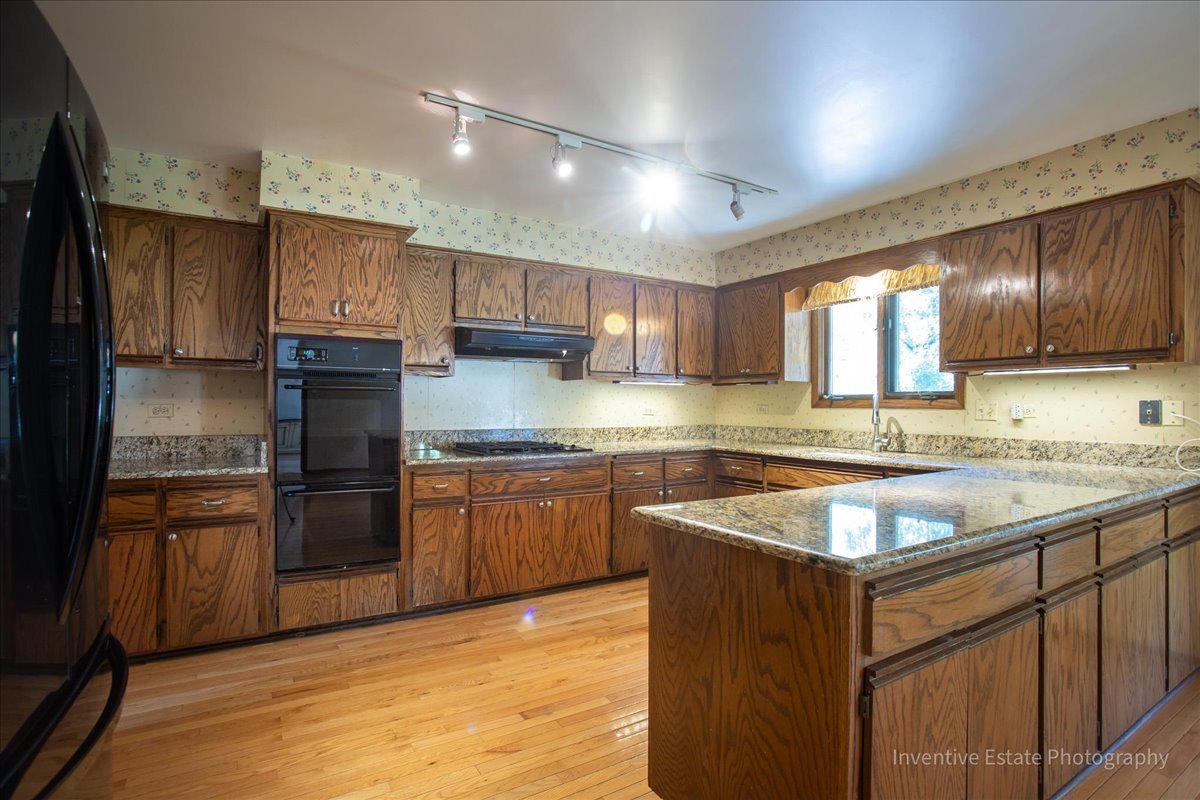 6710 Wedgewood Lane, Willowbrook, IL 60527