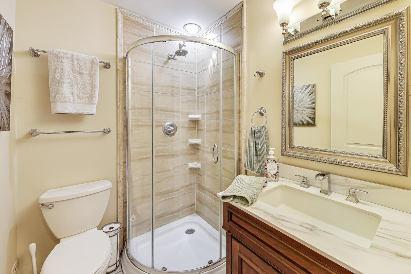 28W409 Leverenz Road, Naperville, IL 60564