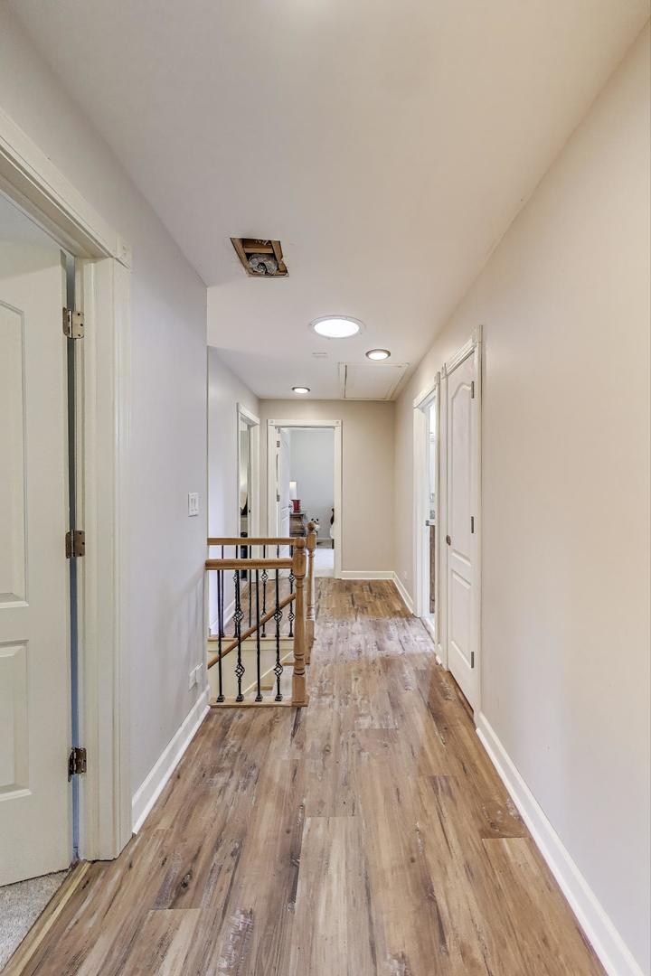28W409 Leverenz Road, Naperville, IL 60564