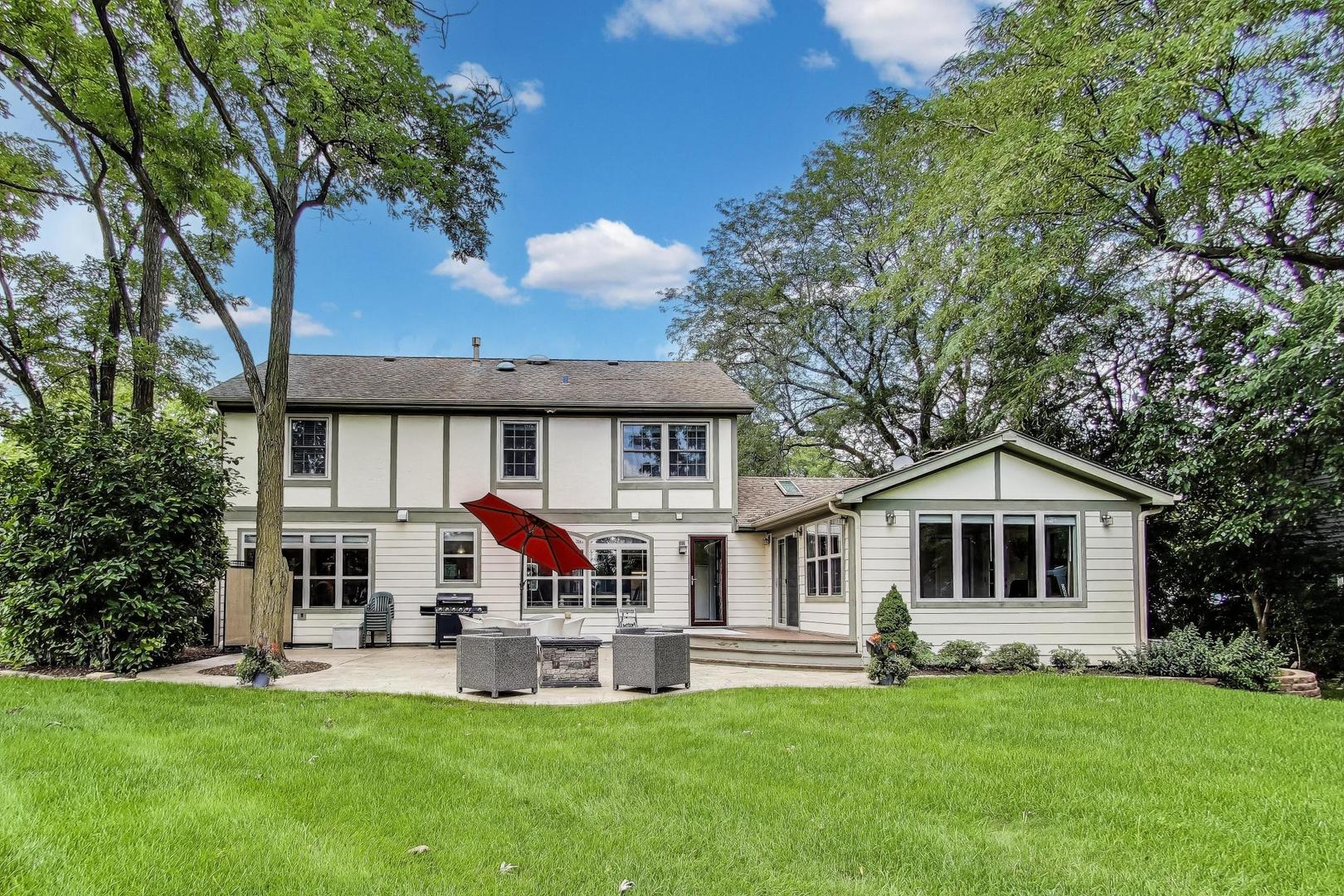 28W409 Leverenz Road, Naperville, IL 60564