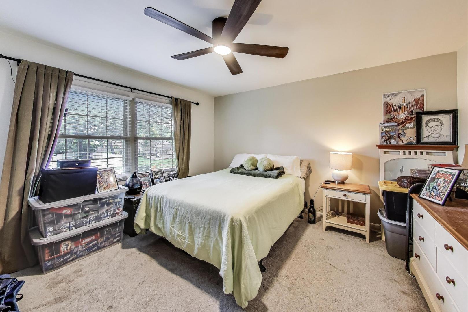 28W409 Leverenz Road, Naperville, IL 60564
