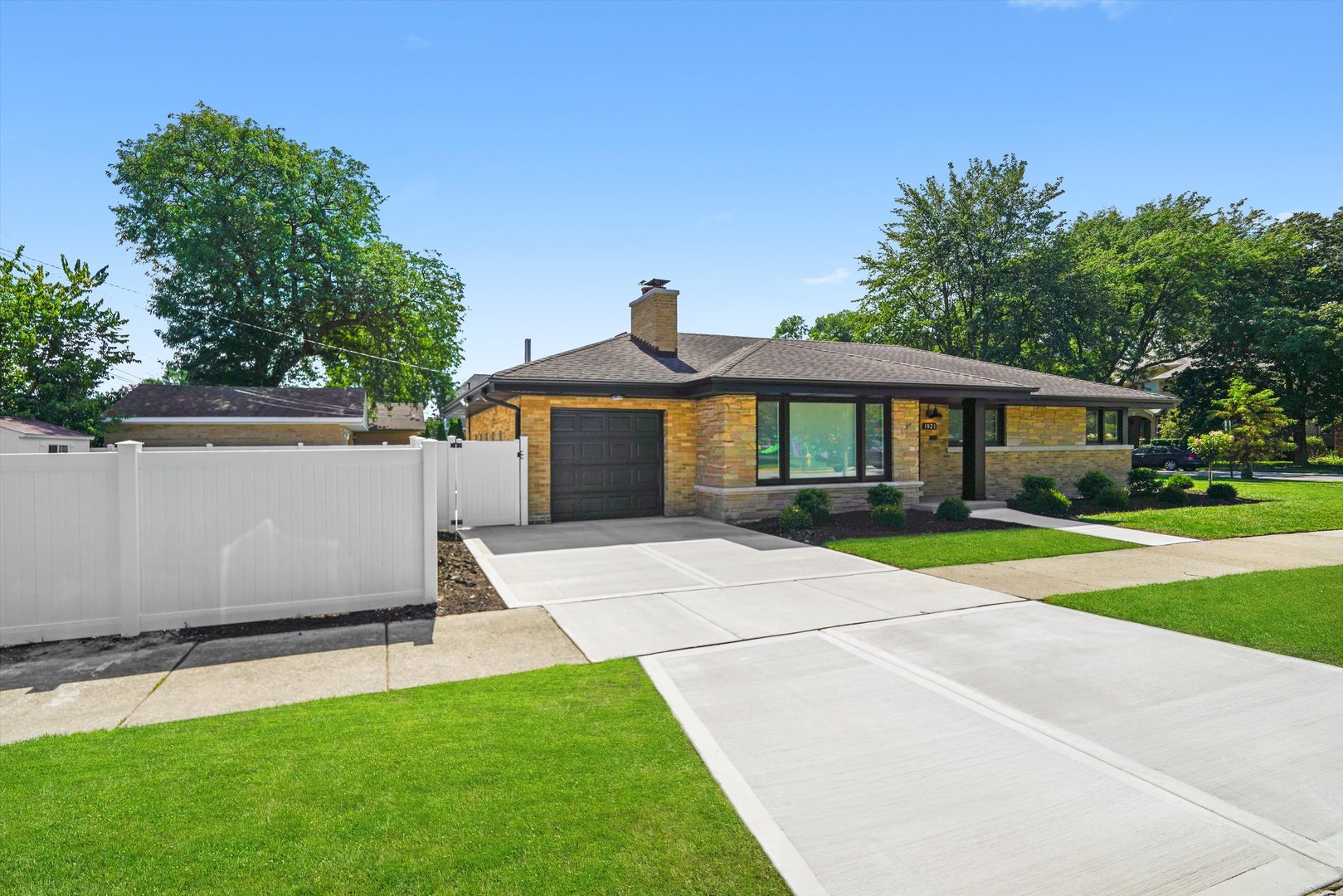 1921 Elm Street, Park Ridge, IL 60068