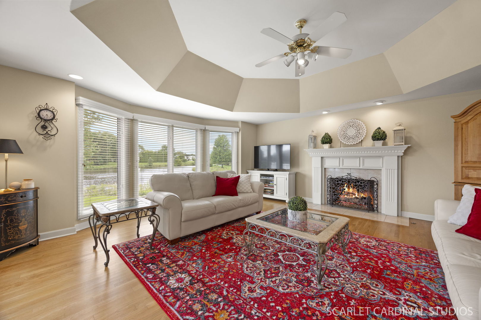2124 Leverenz Road, Naperville, IL 60564