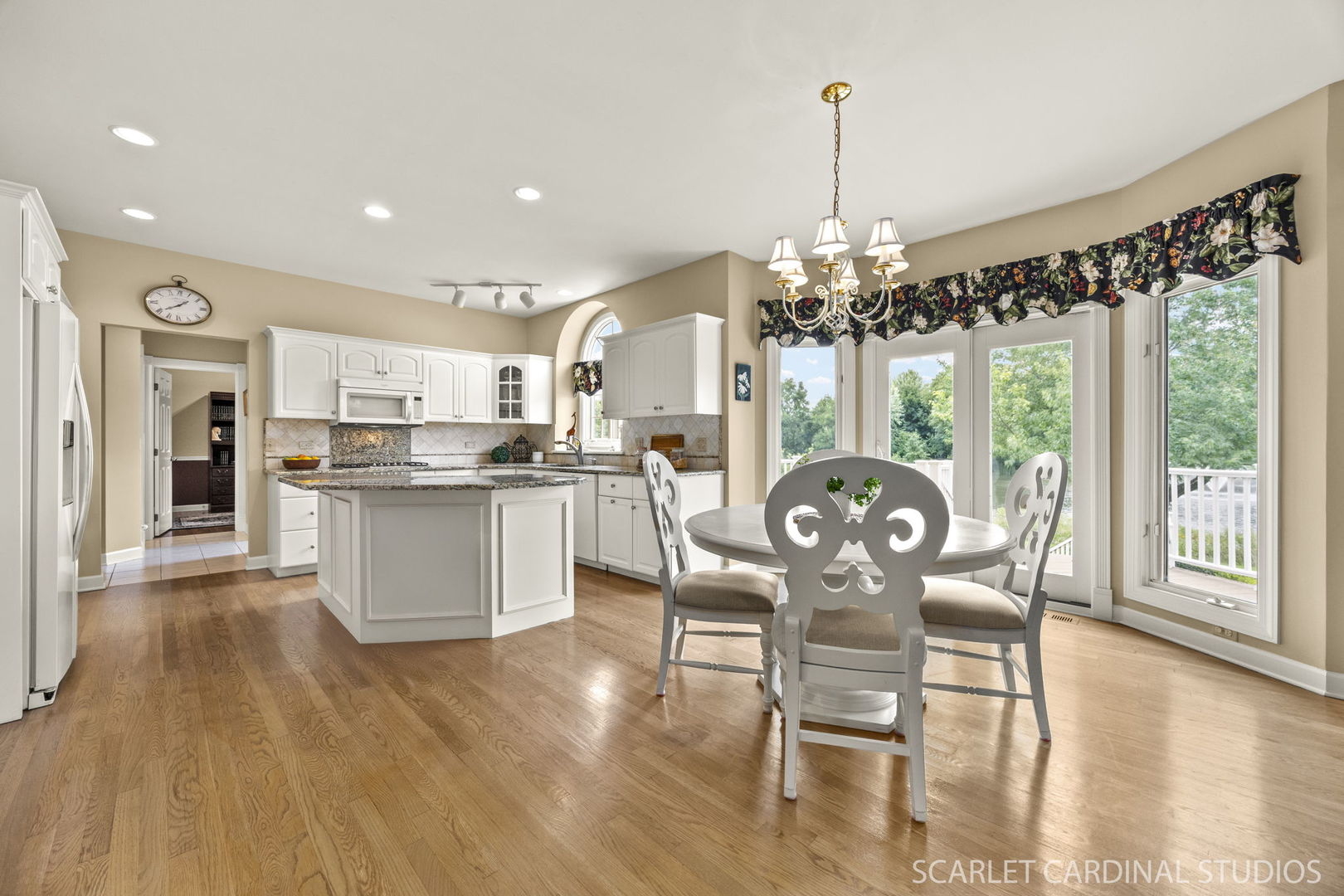 2124 Leverenz Road, Naperville, IL 60564