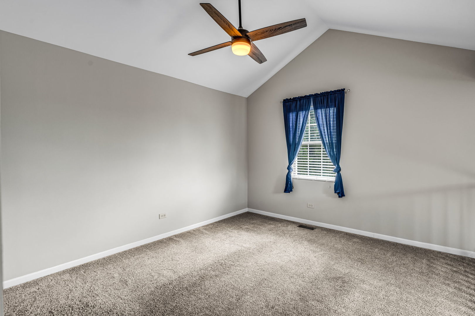 3064 Anton Circle, Aurora, IL 60504