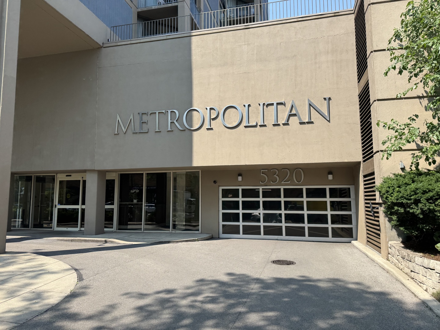 5320 N Sheridan Road #1301, Chicago, IL 60640