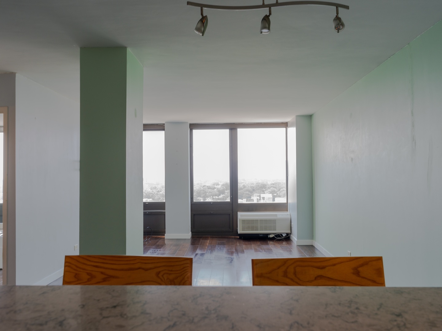 5320 N Sheridan Road #1301, Chicago, IL 60640