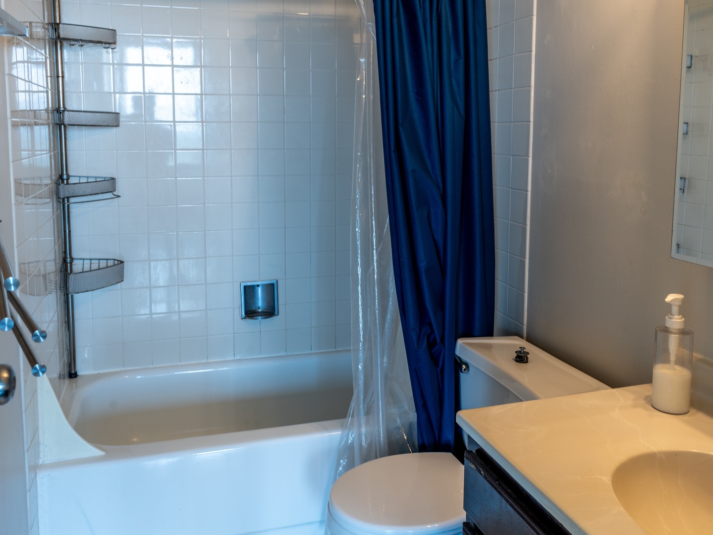 5320 N Sheridan Road #1301, Chicago, IL 60640