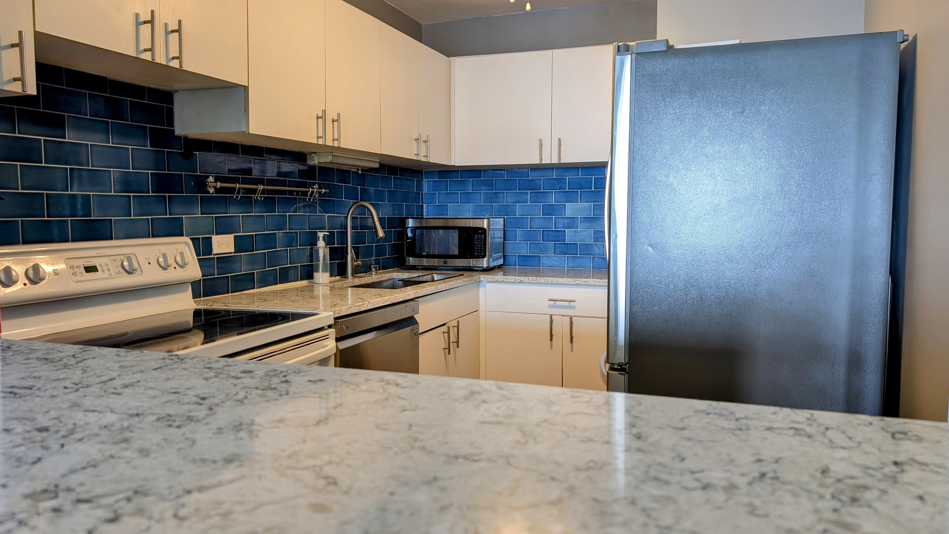 5320 N Sheridan Road #1301, Chicago, IL 60640