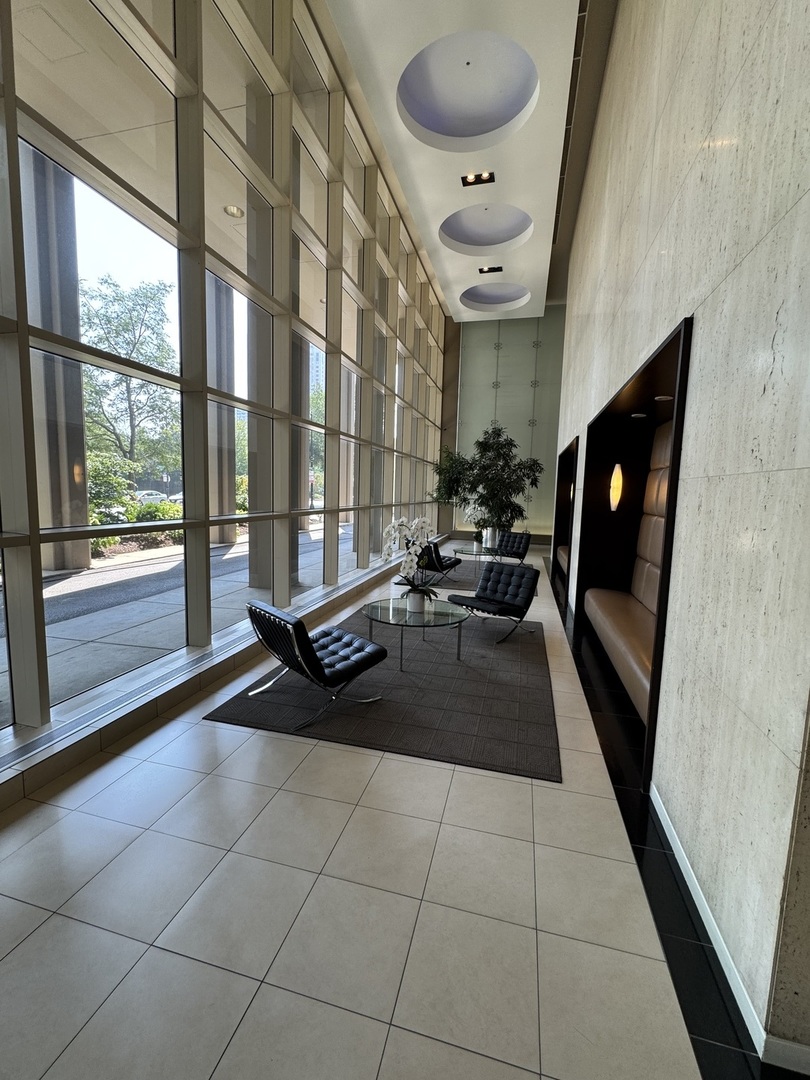 5320 N Sheridan Road #1301, Chicago, IL 60640