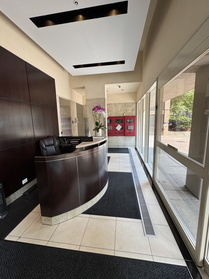 5320 N Sheridan Road #1301, Chicago, IL 60640