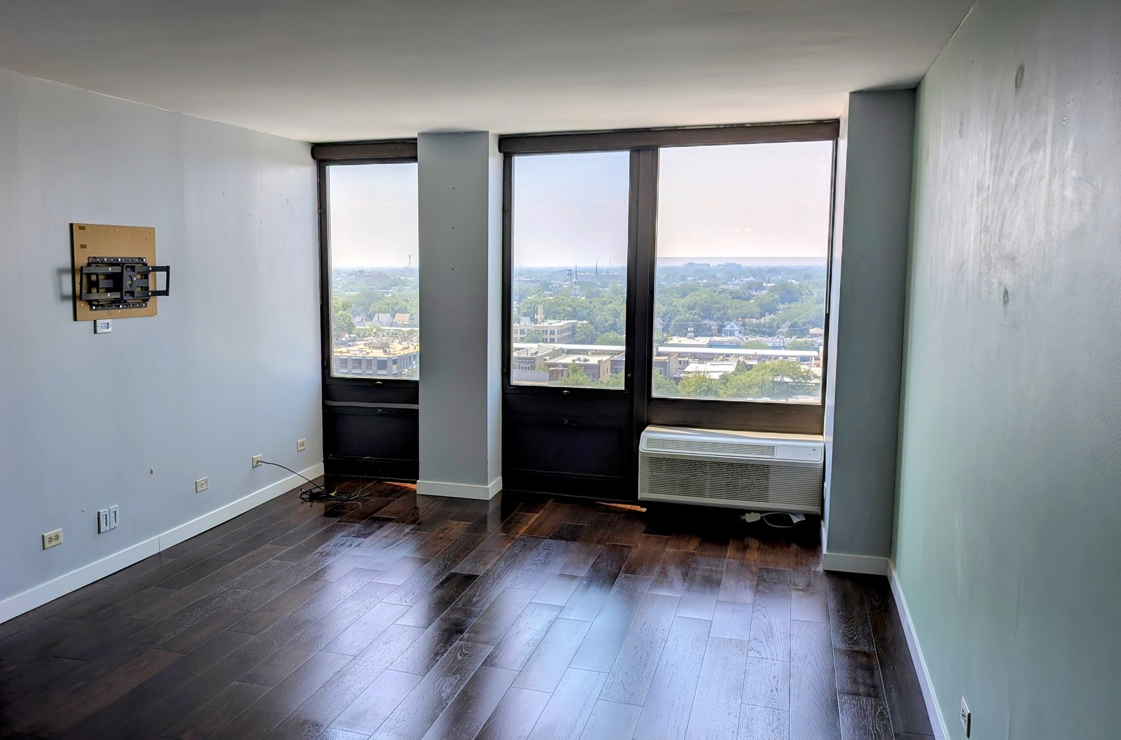 5320 N Sheridan Road #1301, Chicago, IL 60640