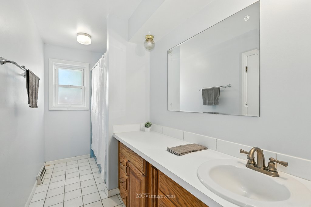 4336 Scott Street, Oak Forest, IL 60452