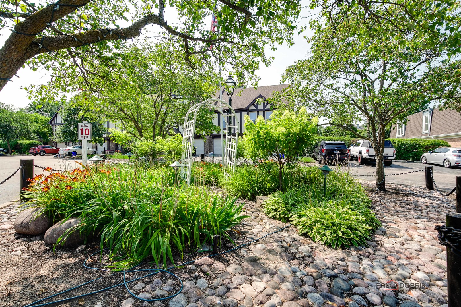 851 Garfield Avenue #C, Libertyville, IL 60048