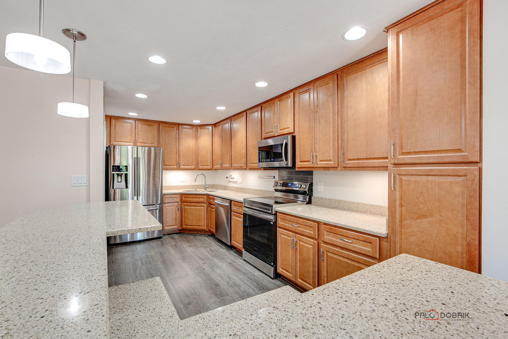 851 Garfield Avenue #C, Libertyville, IL 60048