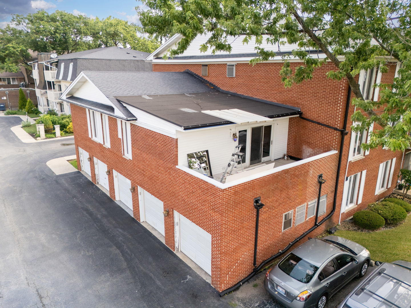 5721 Circle Drive #202, Oak Lawn, IL 60453
