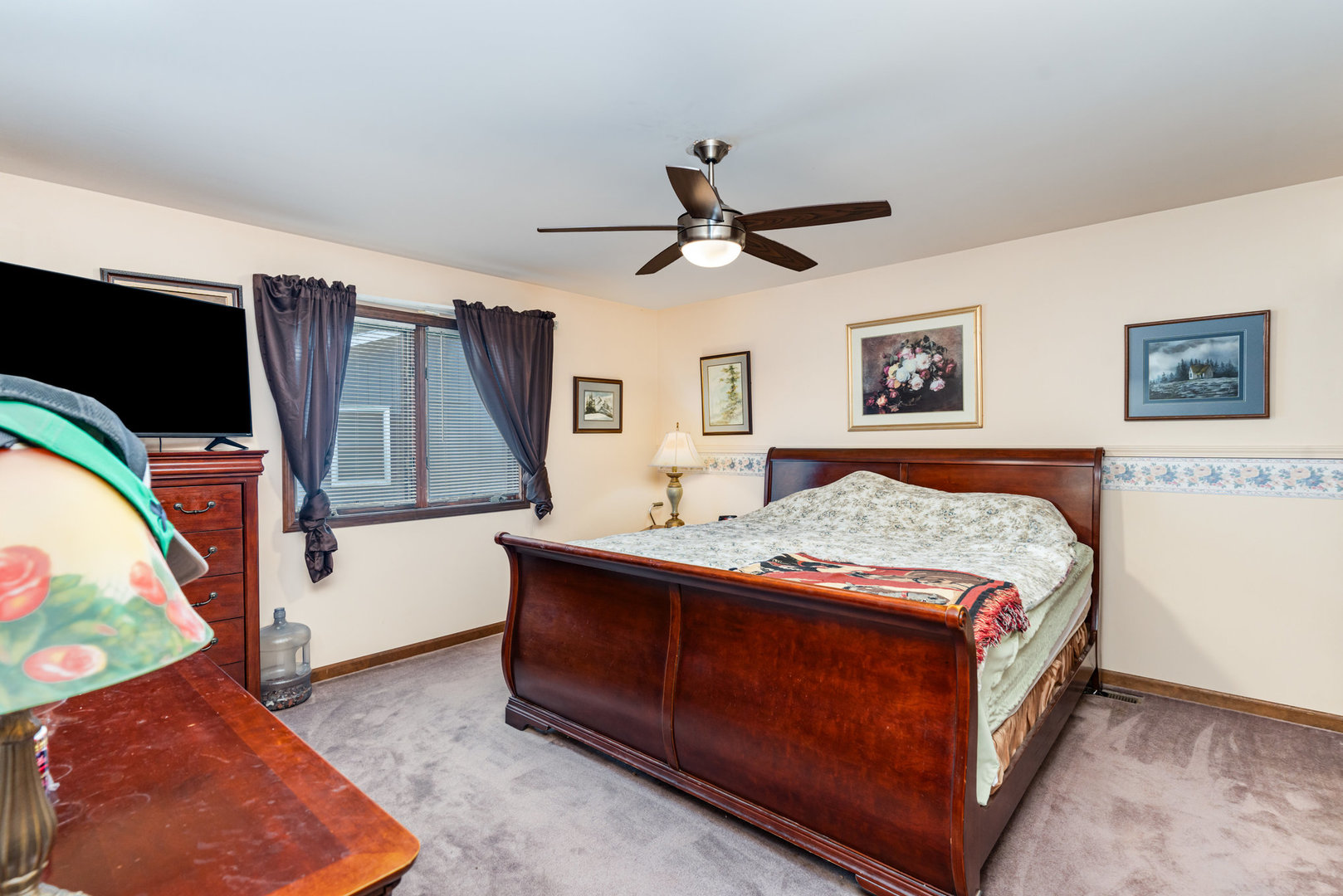 653 Eunice Cove, Lake Holiday, IL 60552