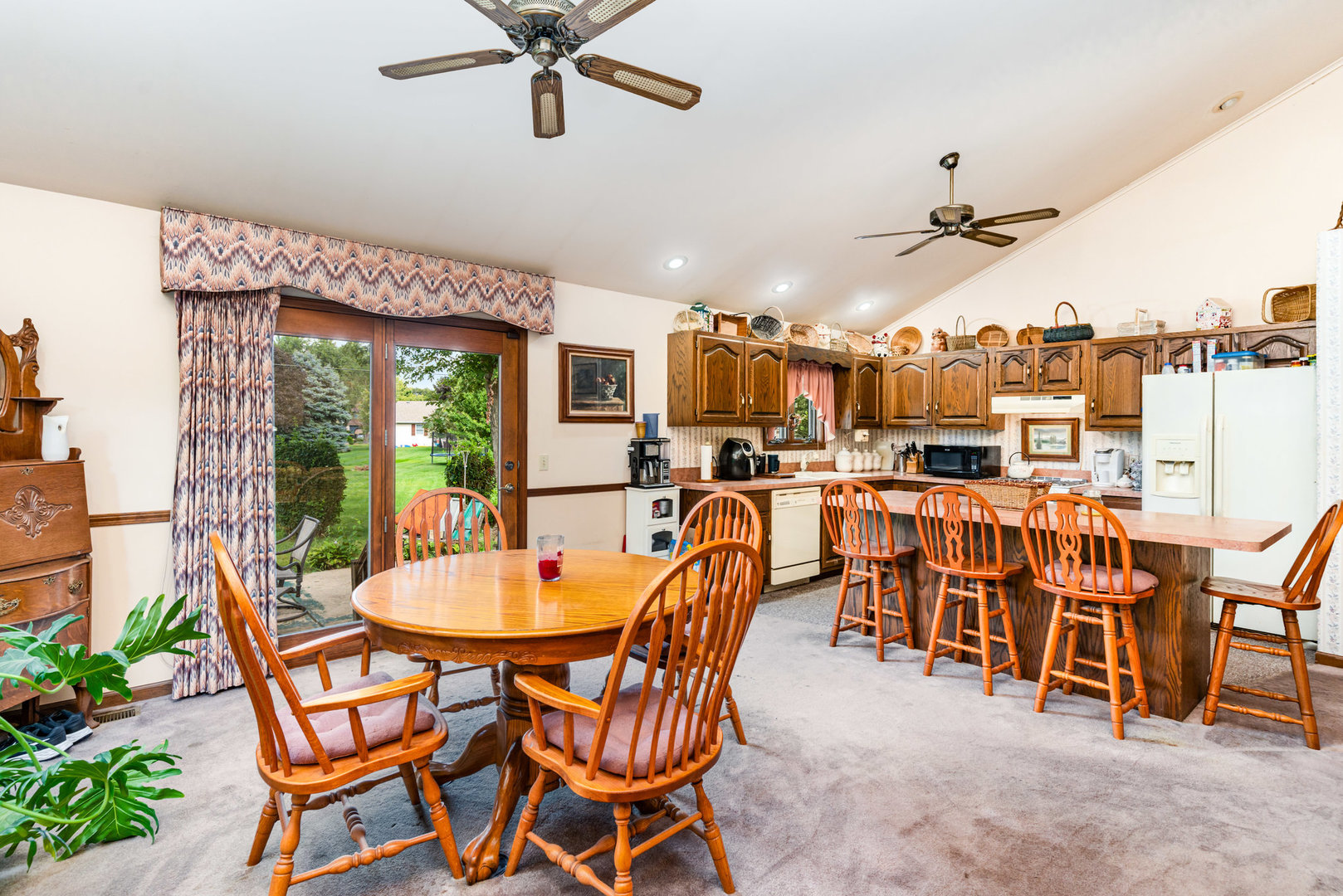 653 Eunice Cove, Lake Holiday, IL 60552