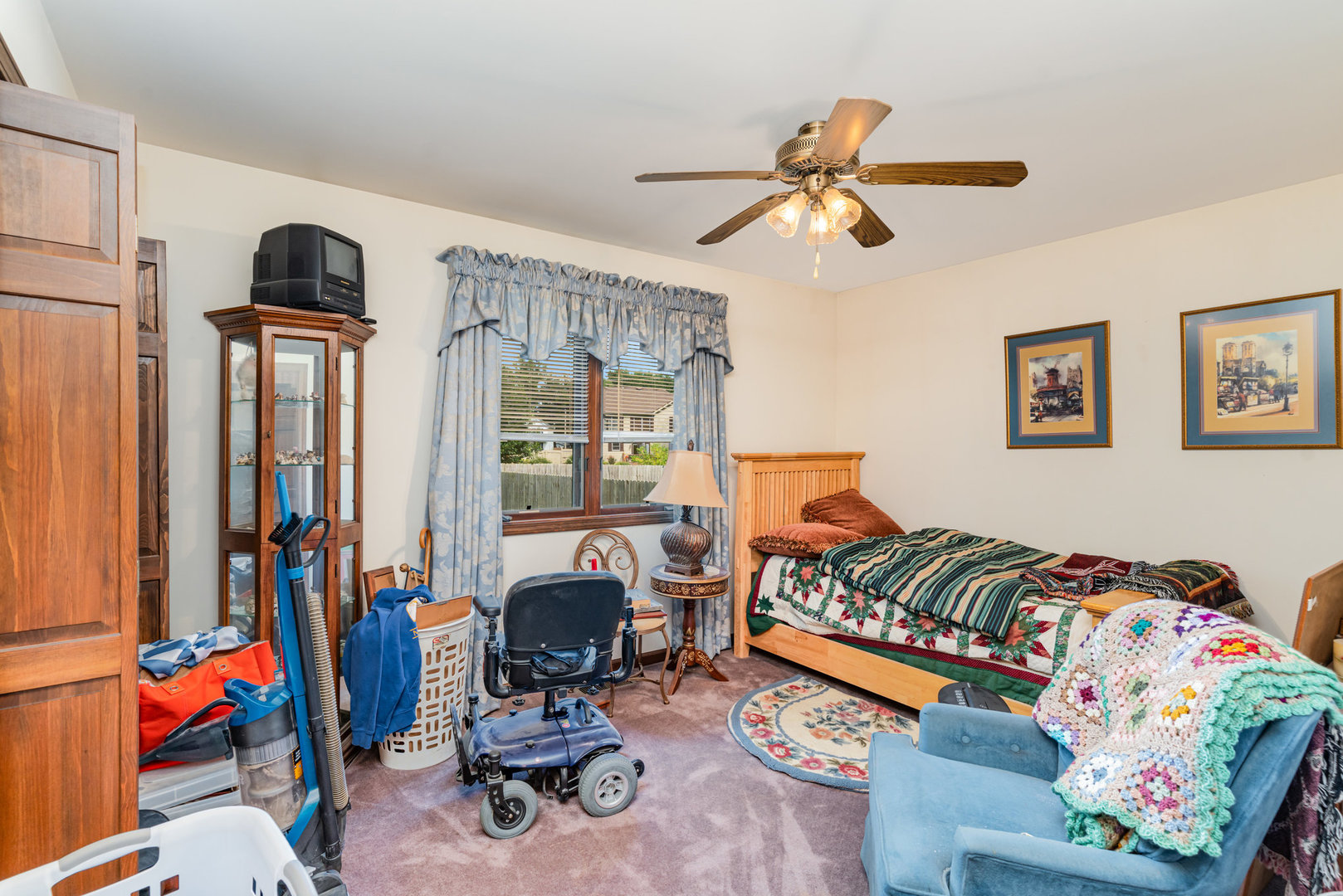 653 Eunice Cove, Lake Holiday, IL 60552