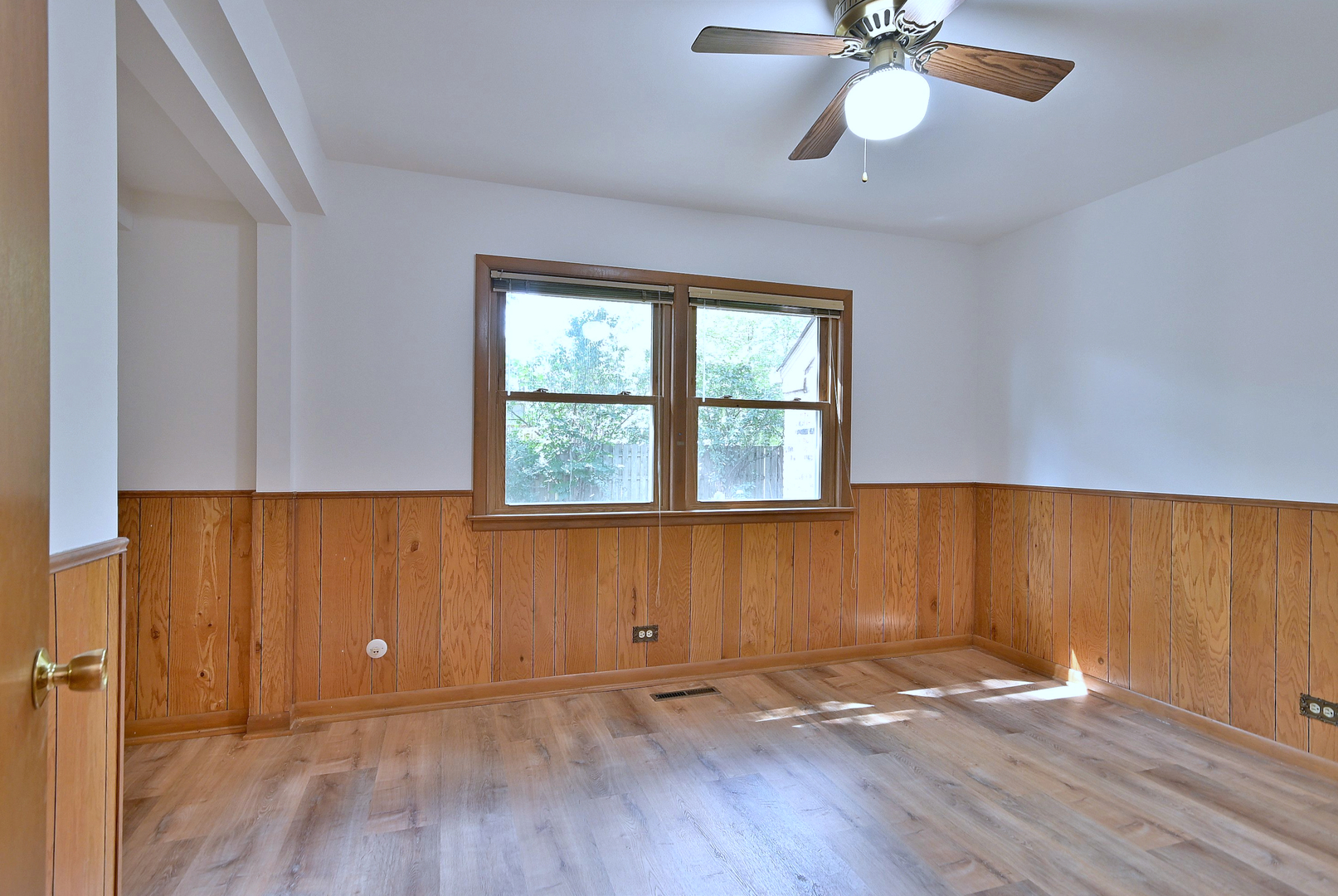 1615 E Miner Street, Arlington Heights, IL 60004