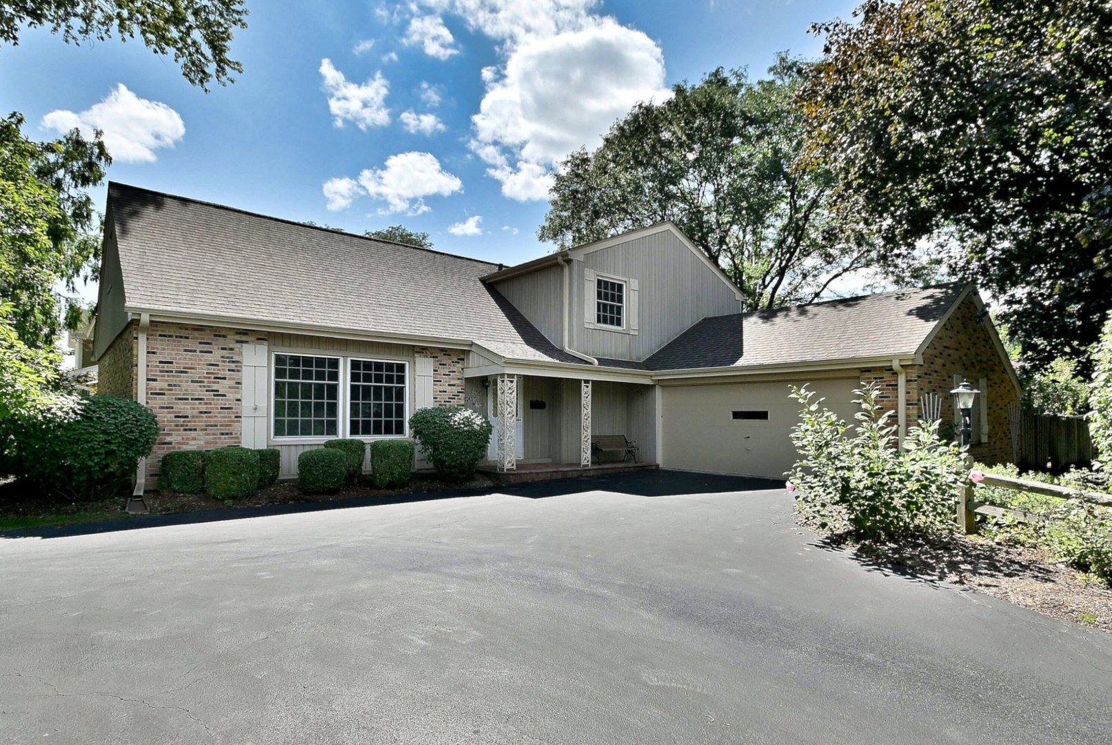 1615 E Miner Street, Arlington Heights, IL 60004