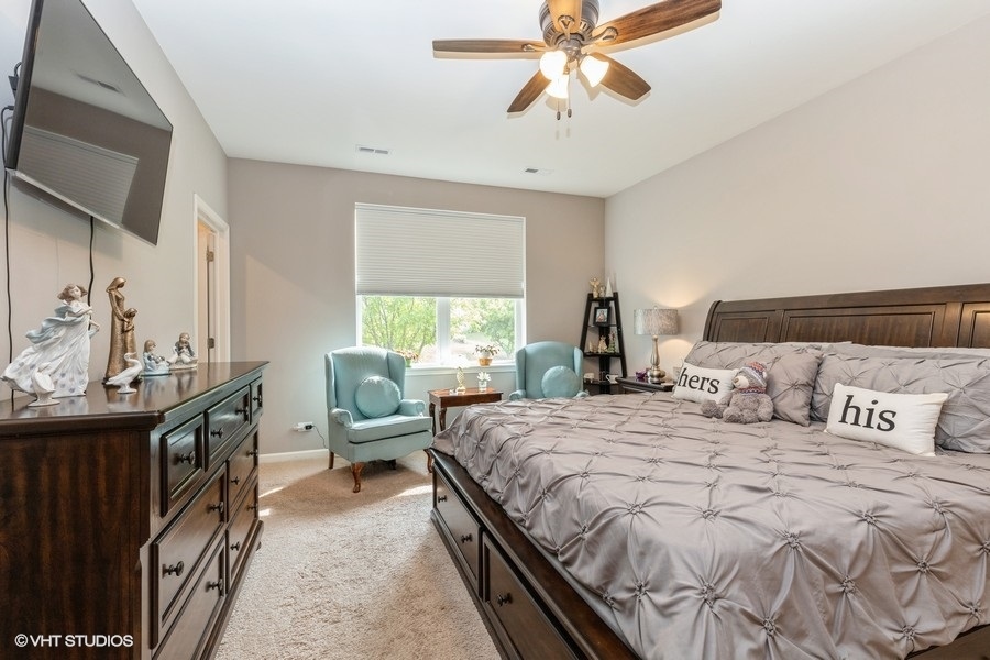 1033 Carolina Court, Pingree Grove, IL 60140