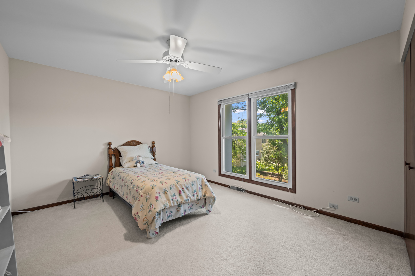 1507 W Plymouth Drive, Arlington Heights, IL 60004
