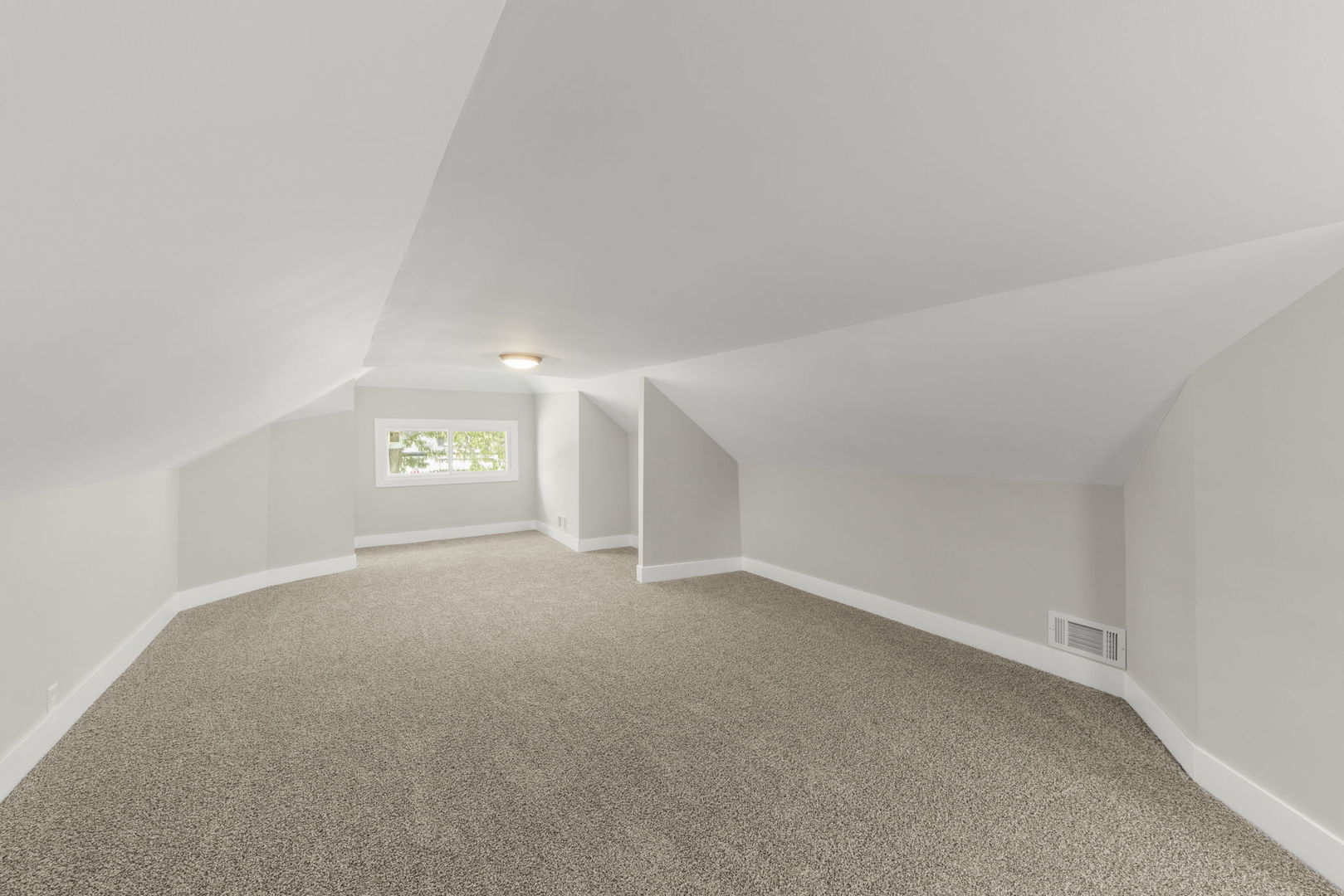 1237 S 14th Avenue, Maywood, IL 60153