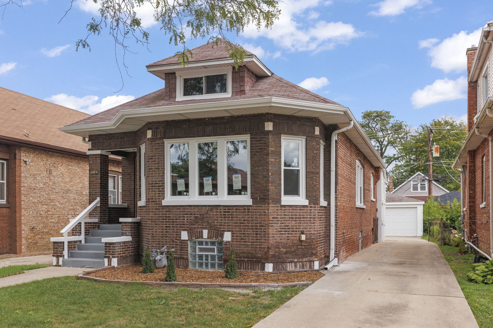 1237 S 14th Avenue, Maywood, IL 60153