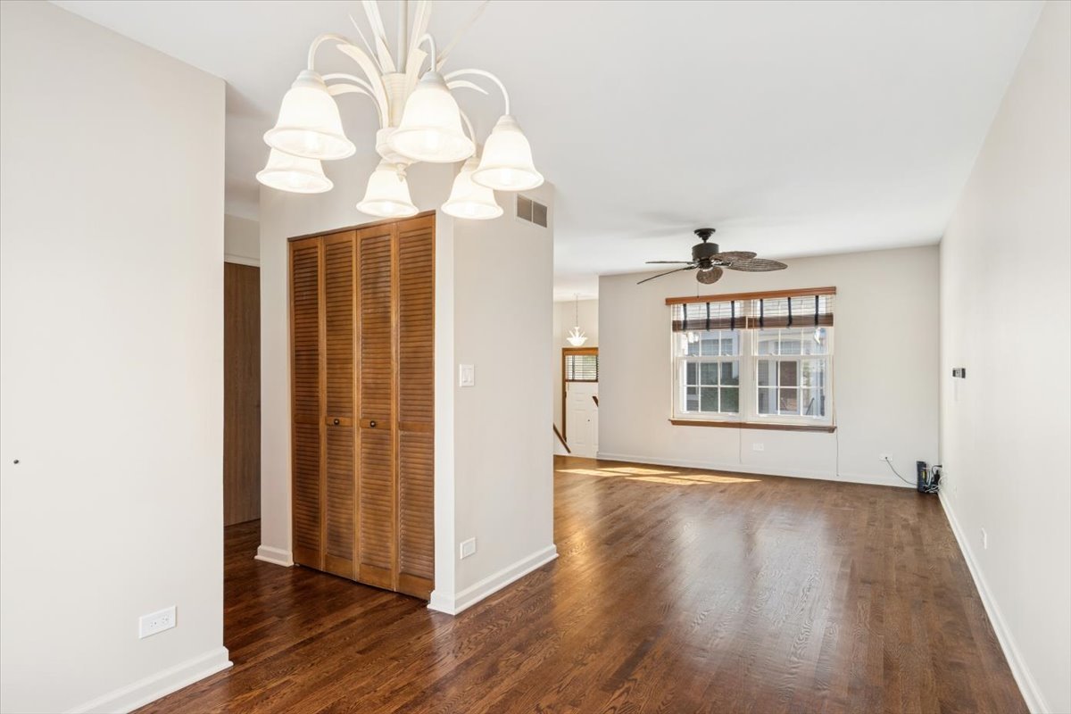 2924 Shelly Lane, Aurora, IL 60504