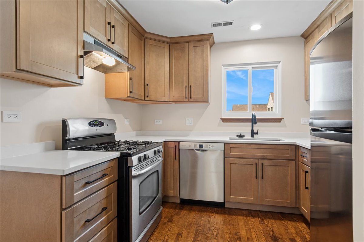 2924 Shelly Lane, Aurora, IL 60504