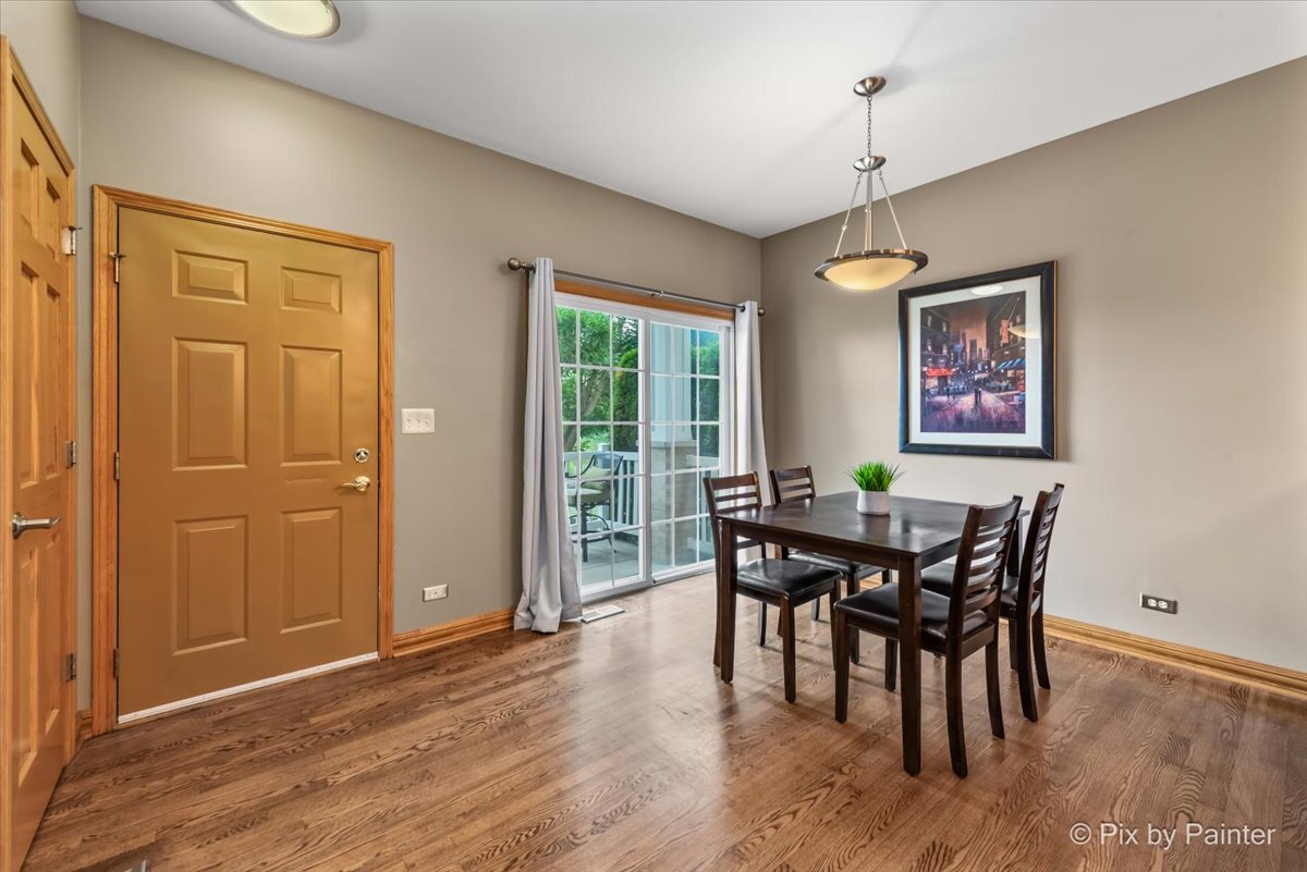 1232 Walnut Glen Drive #8C, Crystal Lake, IL 60014