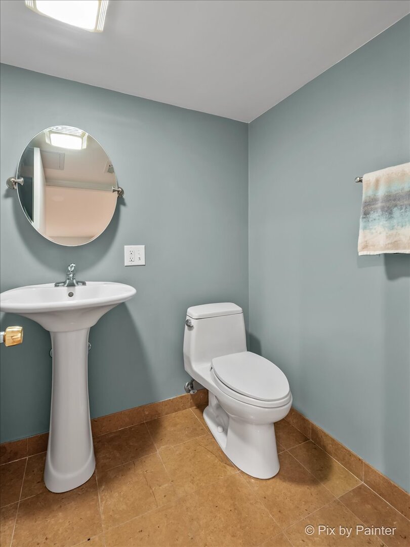 1232 Walnut Glen Drive #8C, Crystal Lake, IL 60014