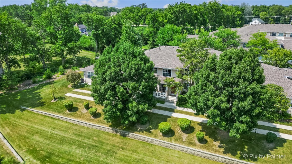 1232 Walnut Glen Drive #8C, Crystal Lake, IL 60014