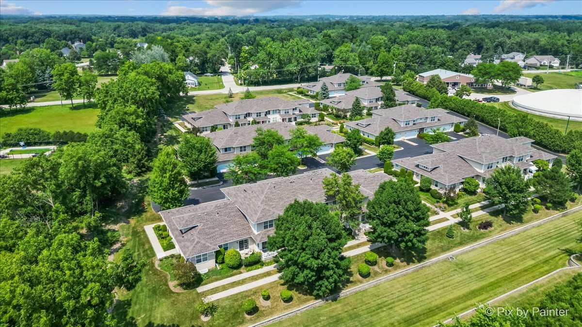 1232 Walnut Glen Drive #8C, Crystal Lake, IL 60014
