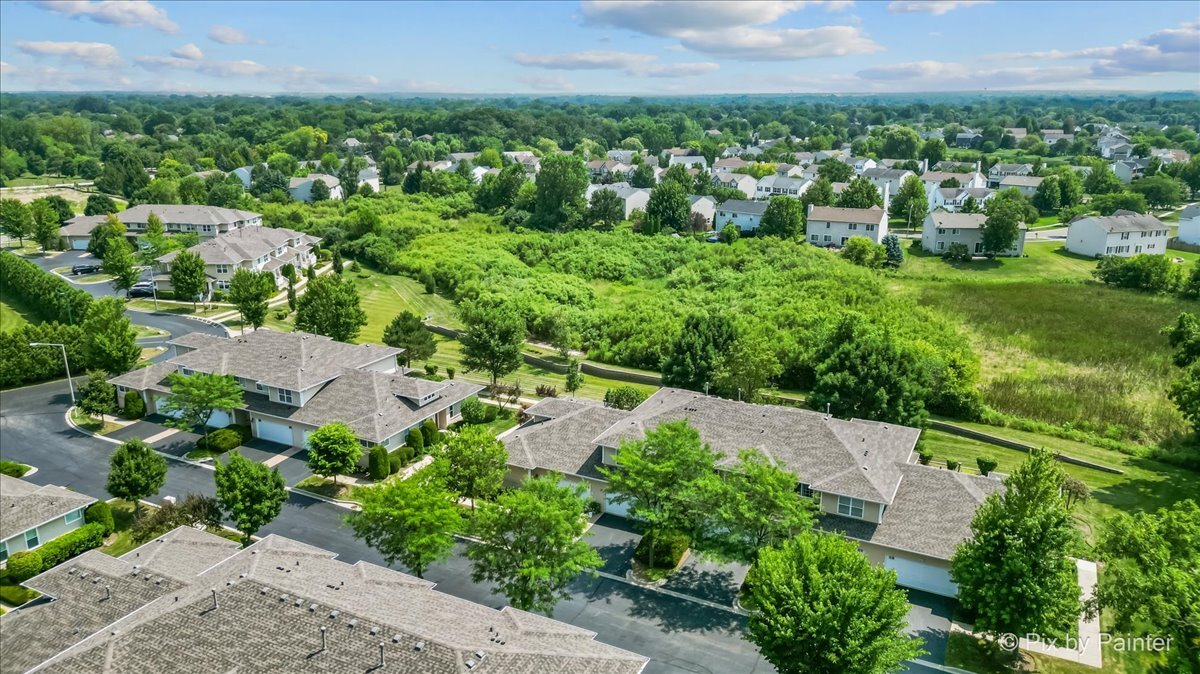 1232 Walnut Glen Drive #8C, Crystal Lake, IL 60014