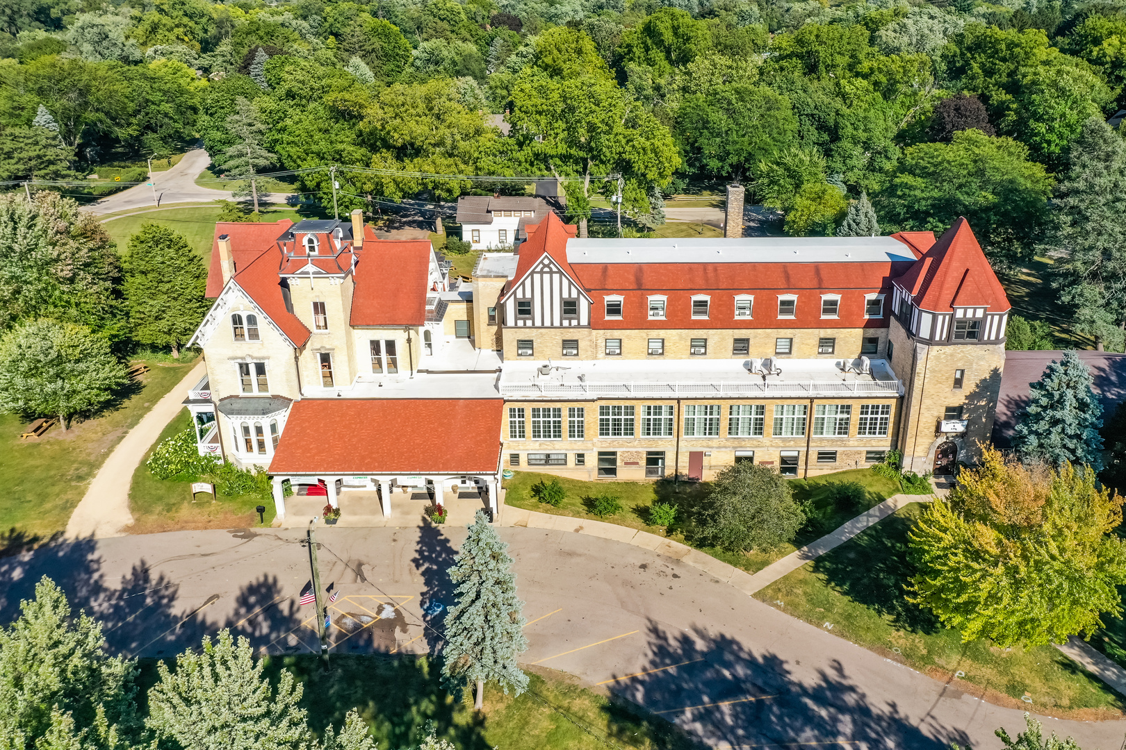 1232 Walnut Glen Drive #8C, Crystal Lake, IL 60014