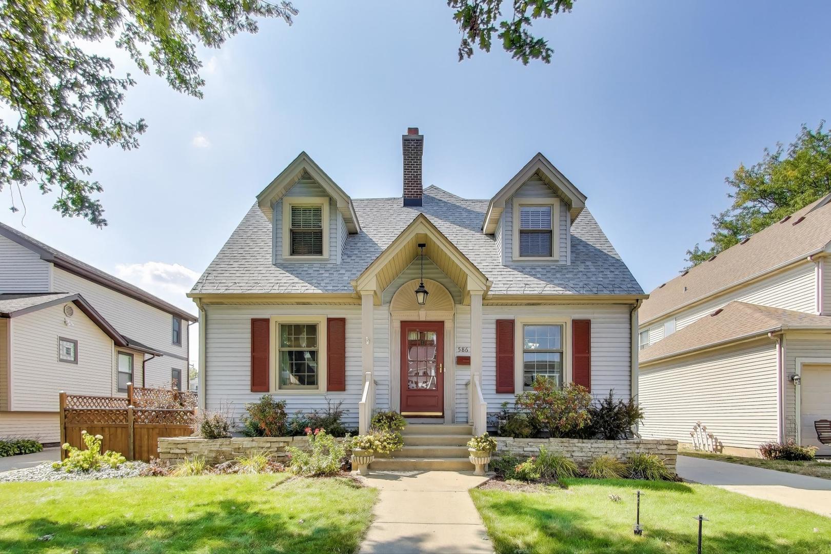 586 S Saylor Avenue, Elmhurst, IL 60126