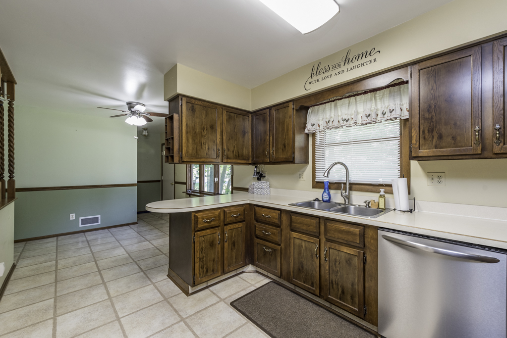 2403 11th Street, Winthrop Harbor, IL 60096