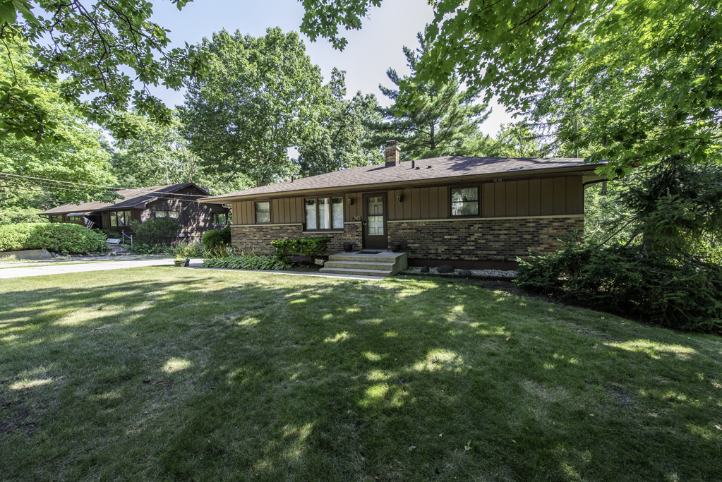 2403 11th Street, Winthrop Harbor, IL 60096
