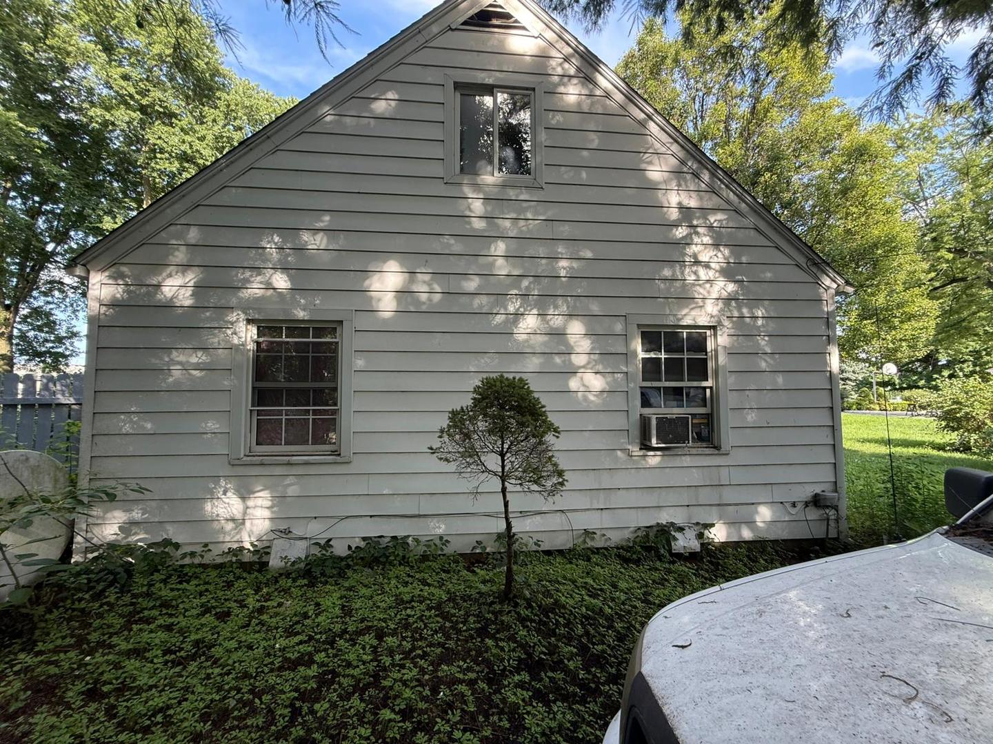 20961 Center Staff Road, Illiopolis, IL 62539