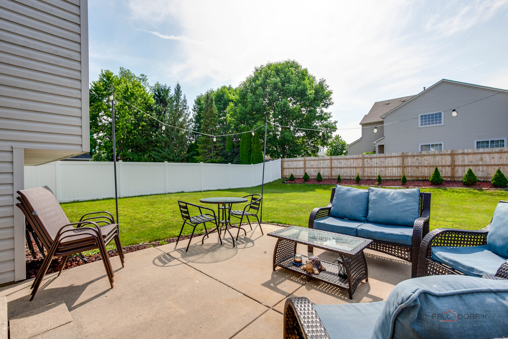 318 White Tail Drive, Hainesville, IL 60030