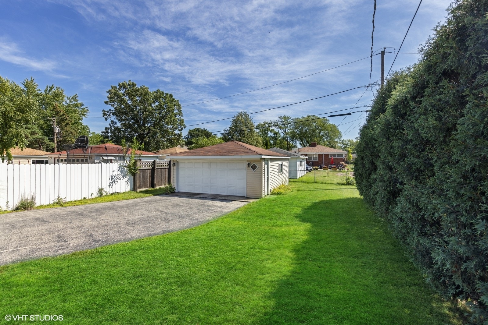 769 S FAIRVIEW Avenue, Elmhurst, IL 60126