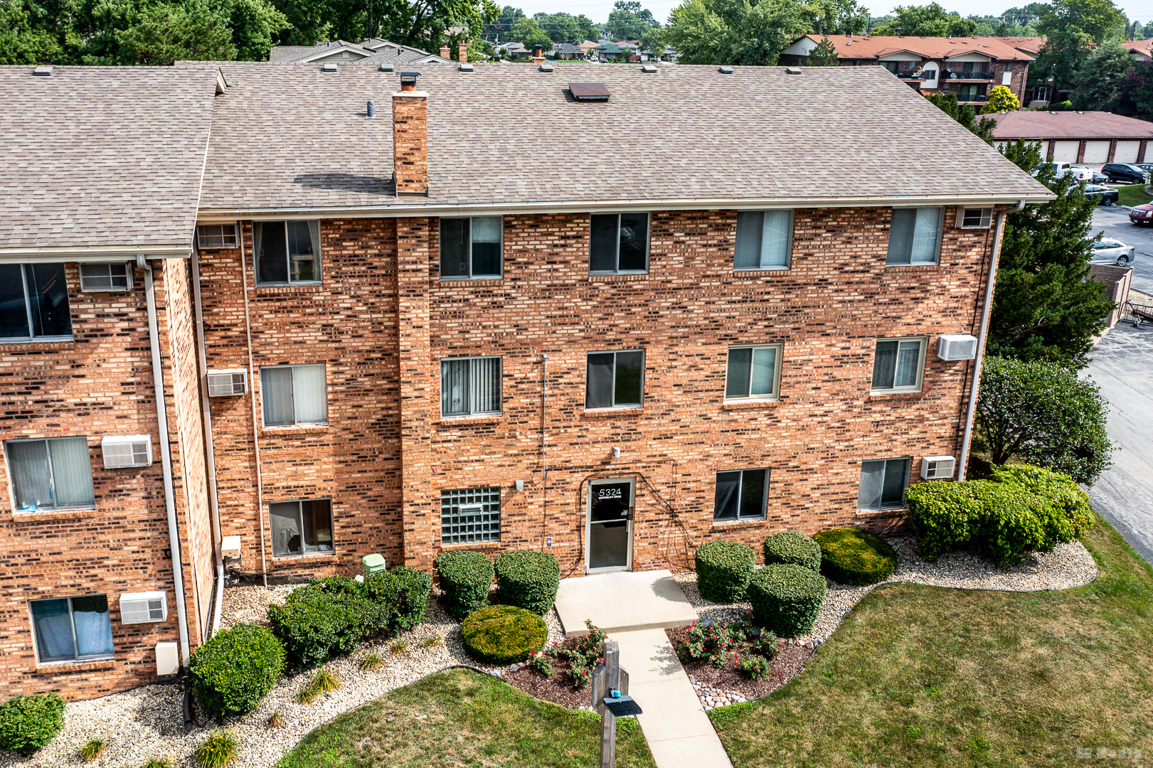 5324 WATERBURY Drive #1502, Crestwood, IL 60418