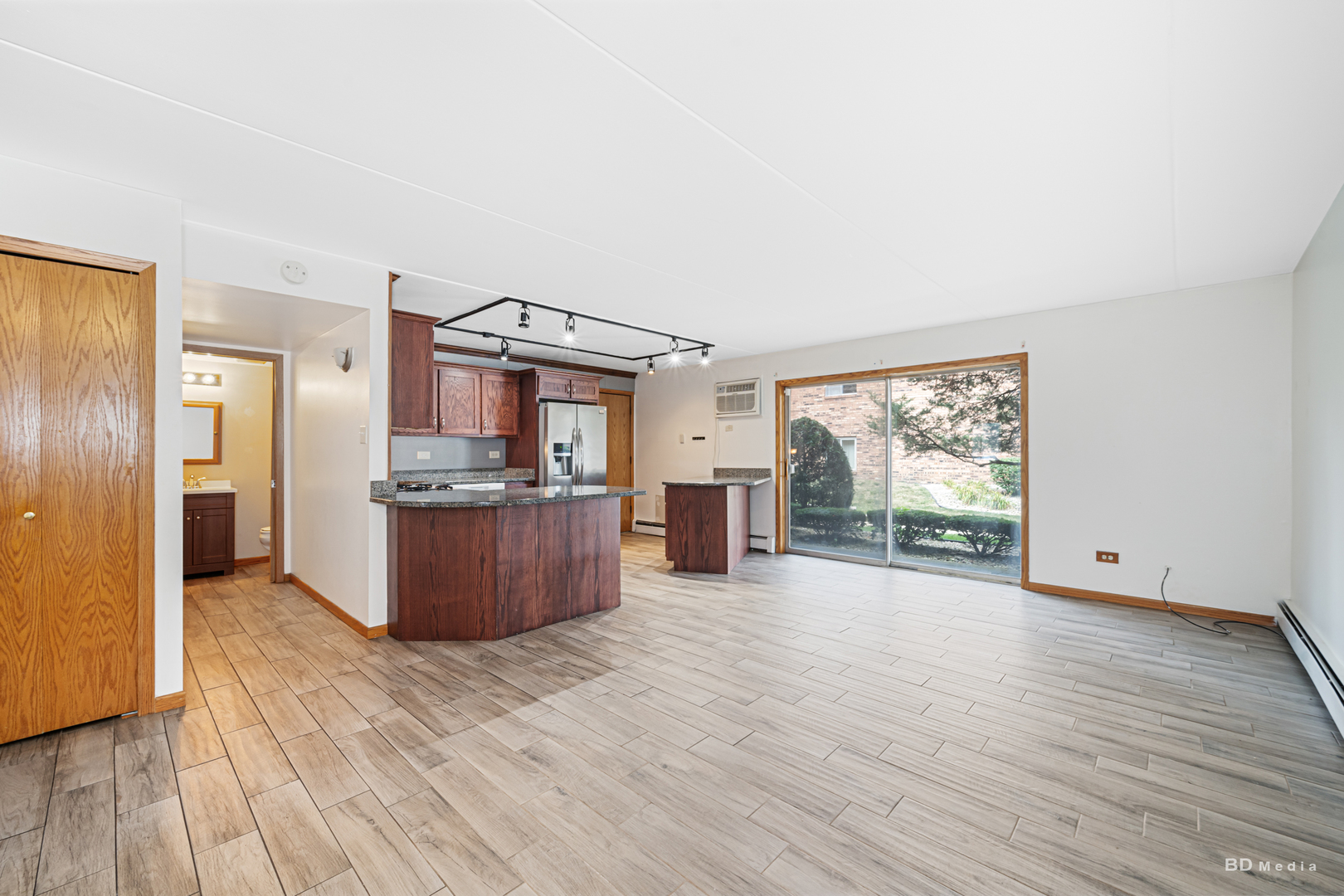 5324 WATERBURY Drive #1502, Crestwood, IL 60418
